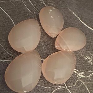 Faceted Teardrop Rose Quartz (5)